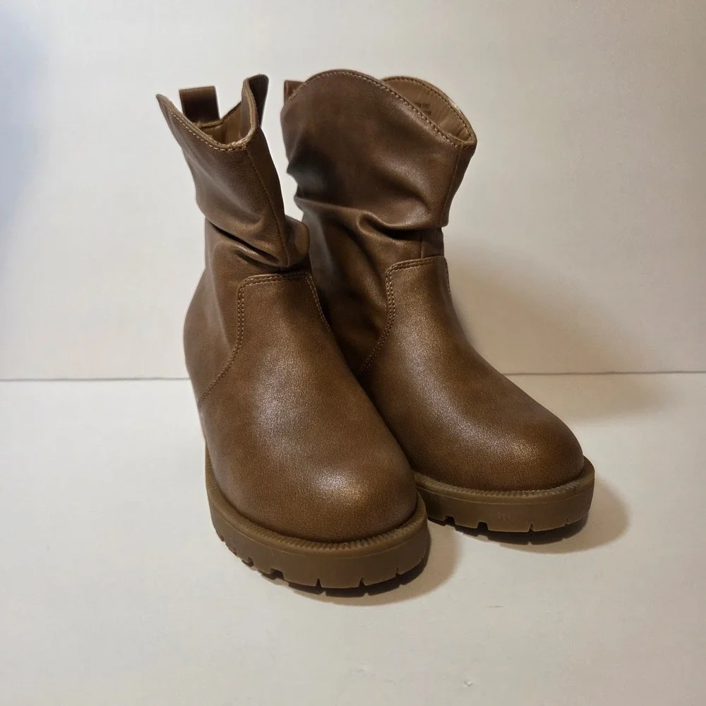 Kenneth Cole Reaction Girls Brown Slouchy Ankle Boots Block Heel KCR876 Size 11